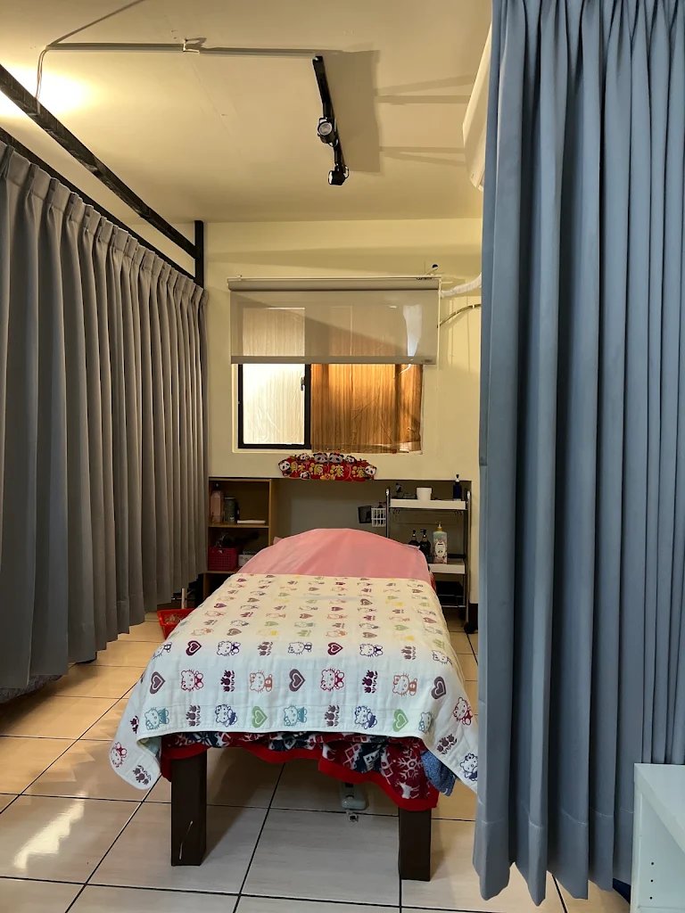 膜術鑑康養生會館