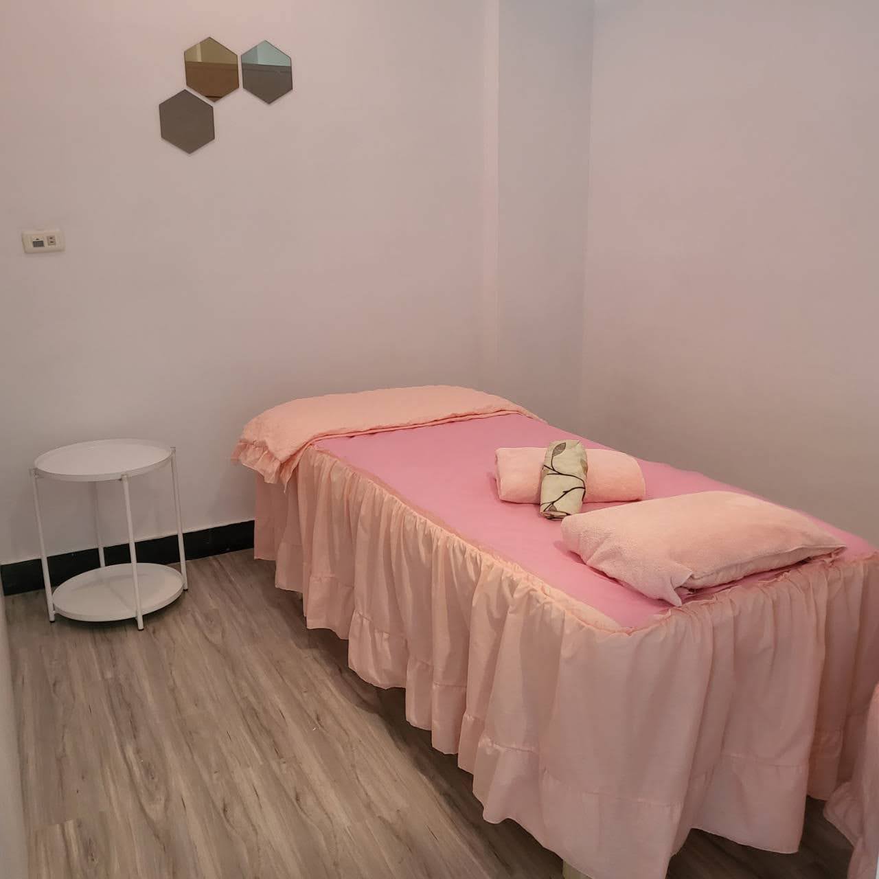 一坨貓足體spa工作室