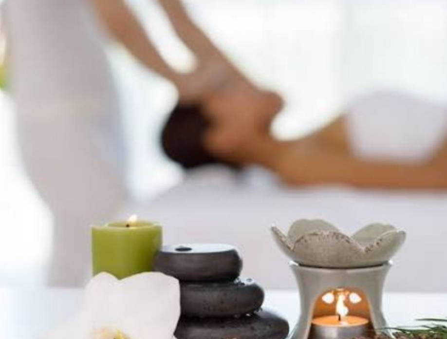 全身舒壓首選 💆‍♂️ 24H 頂級外送到府按摩，身心靈徹底解放！