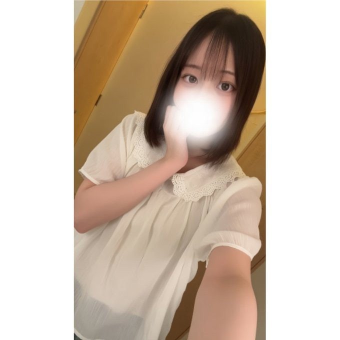 台中人 幼兒保育系 158cm/20歲 小隻馬 #俏皮可愛乖乖臉