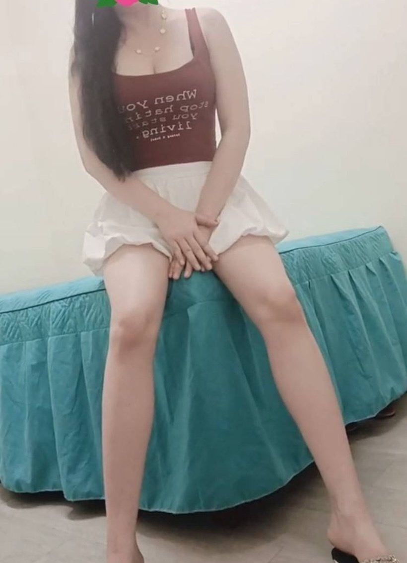 莉莉