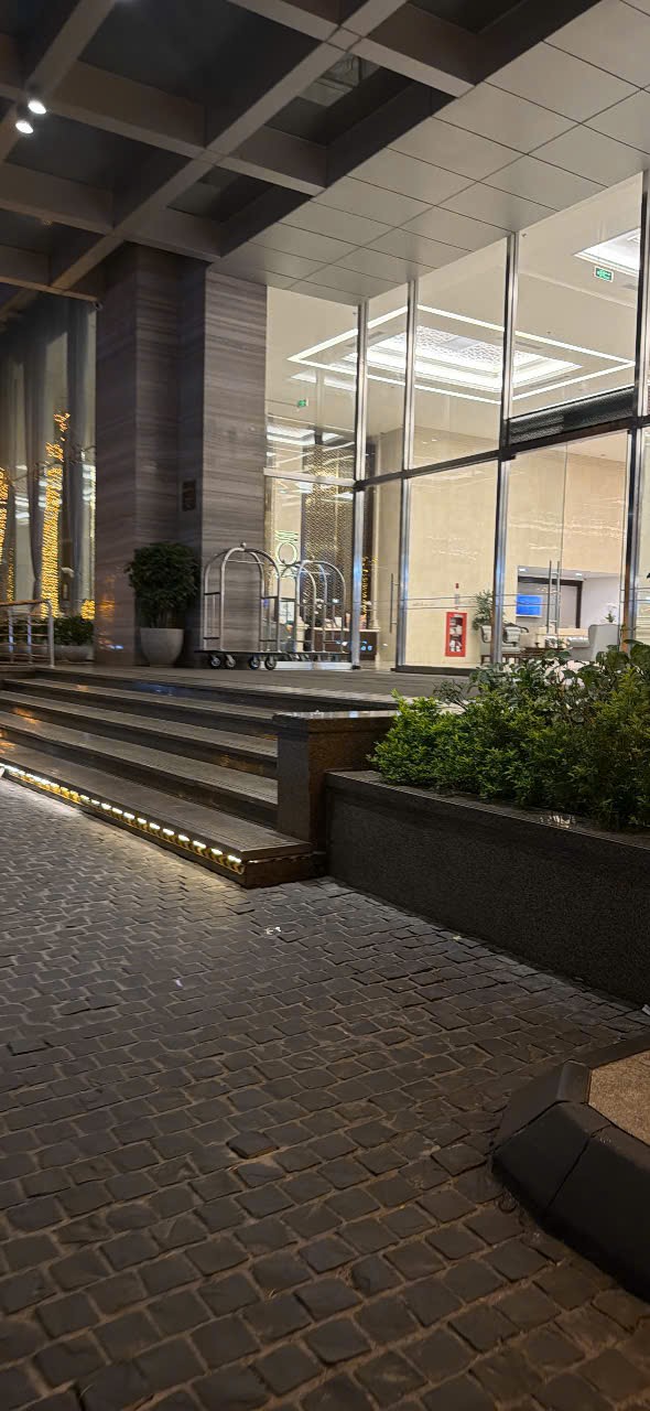 胡志明上门按摩 - 越南 [ 岘港 - 会安 - 河内 ]