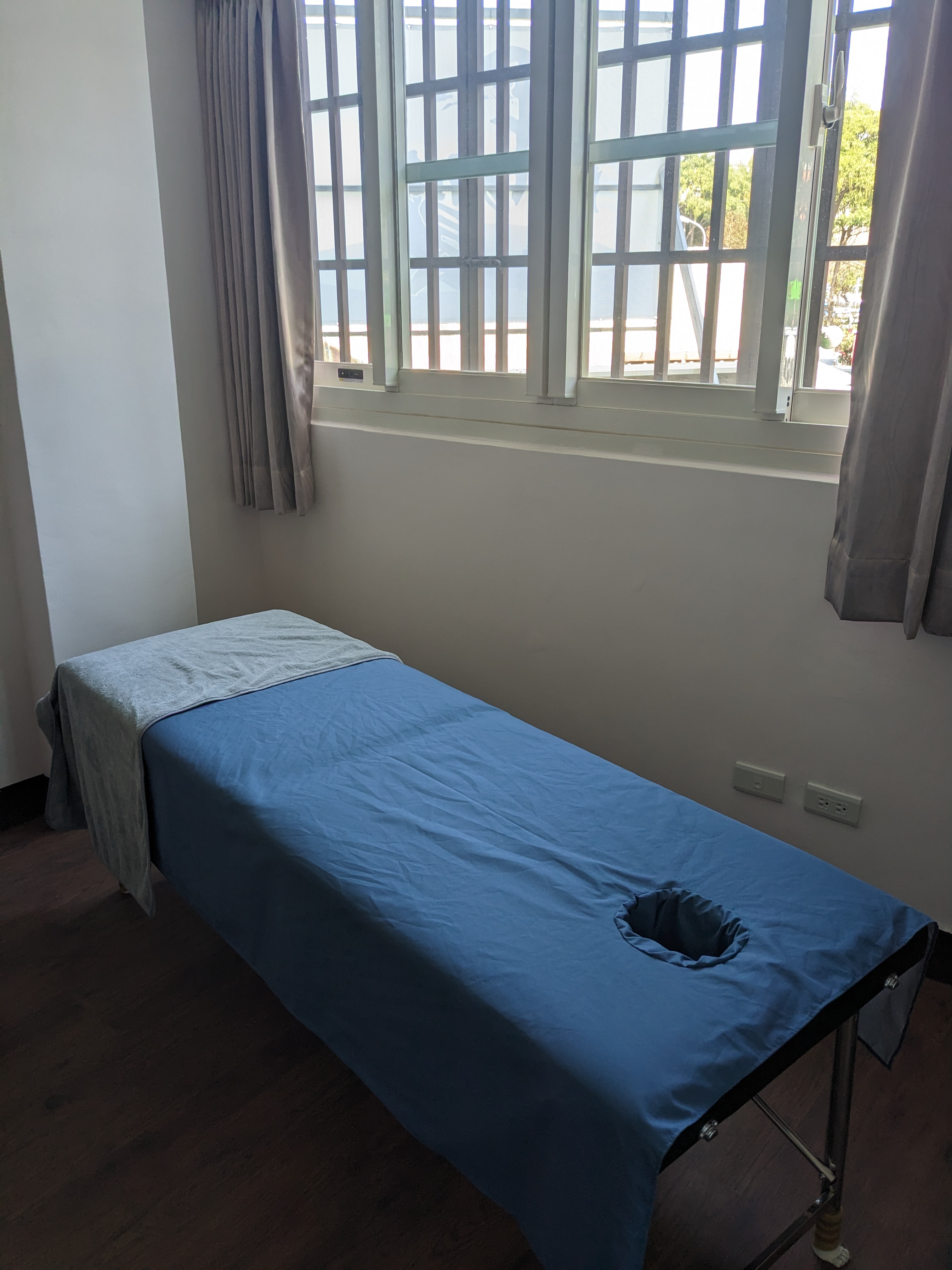 中中個人工作室